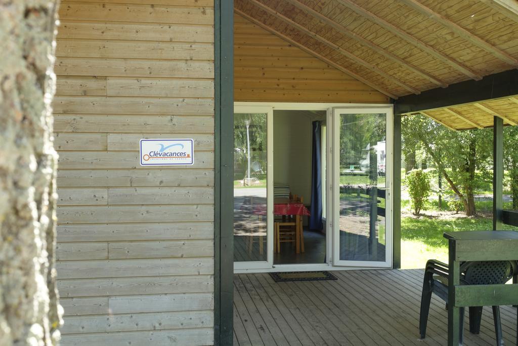 Camping Du Port De Plaisance Peronne  Bilik gambar